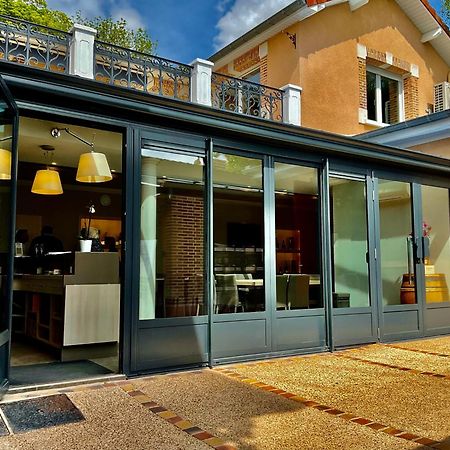 Les Loges Du Theatre Degustation Champagne Offerte Jacuzzi Sauna Jeux Velos Maison Prive 150M2 Historique 14Pers Max Emplacement Exceptionnel Et Chic, 200M De L'Avenue De Champagne, Gare, Musee, Jardins, Restaurations, Toutes Commodites Épernay Esterno foto
