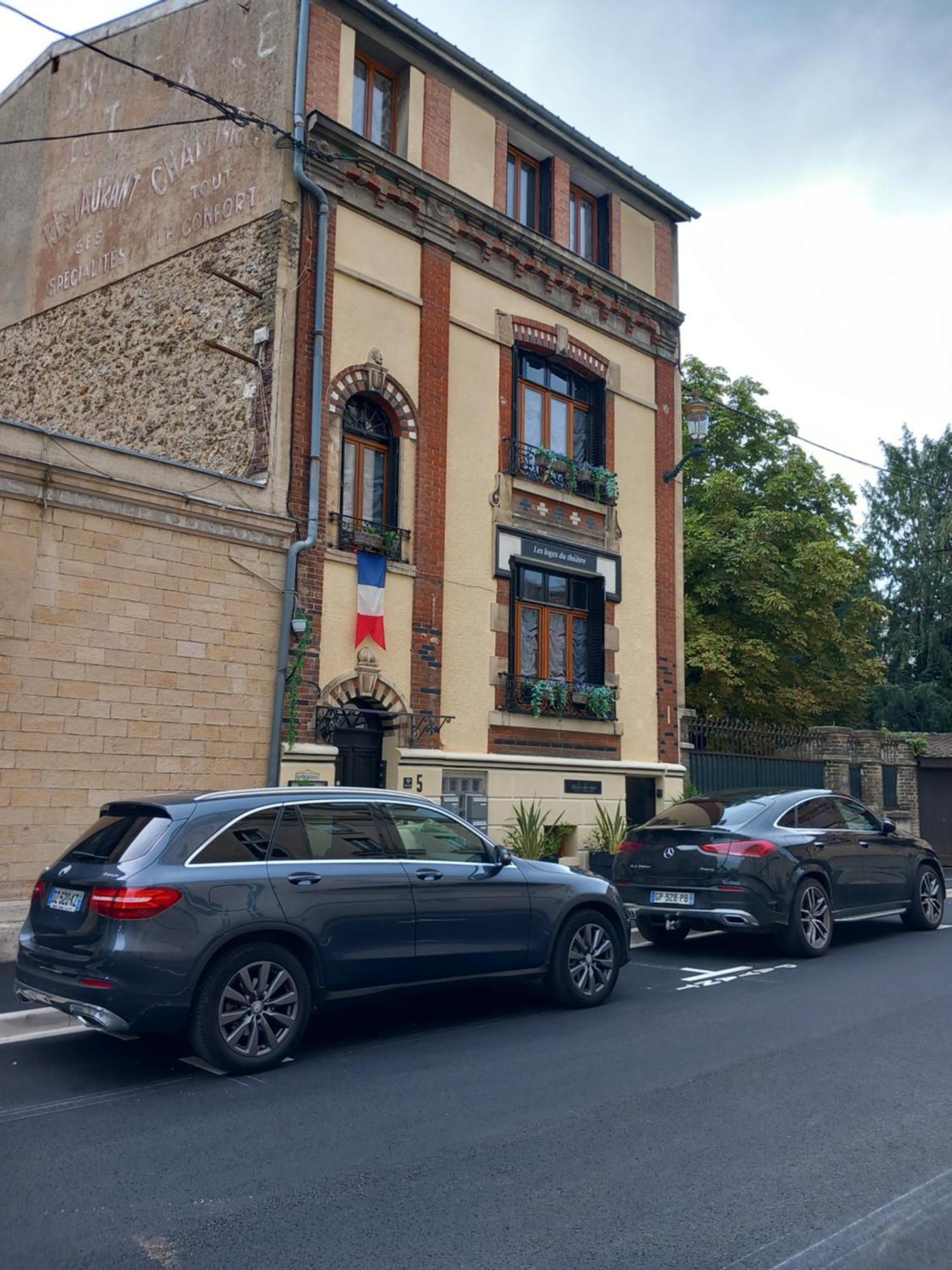 Les Loges Du Theatre Degustation Champagne Offerte Jacuzzi Sauna Jeux Velos Maison Prive 150M2 Historique 14Pers Max Emplacement Exceptionnel Et Chic, 200M De L'Avenue De Champagne, Gare, Musee, Jardins, Restaurations, Toutes Commodites Épernay Esterno foto