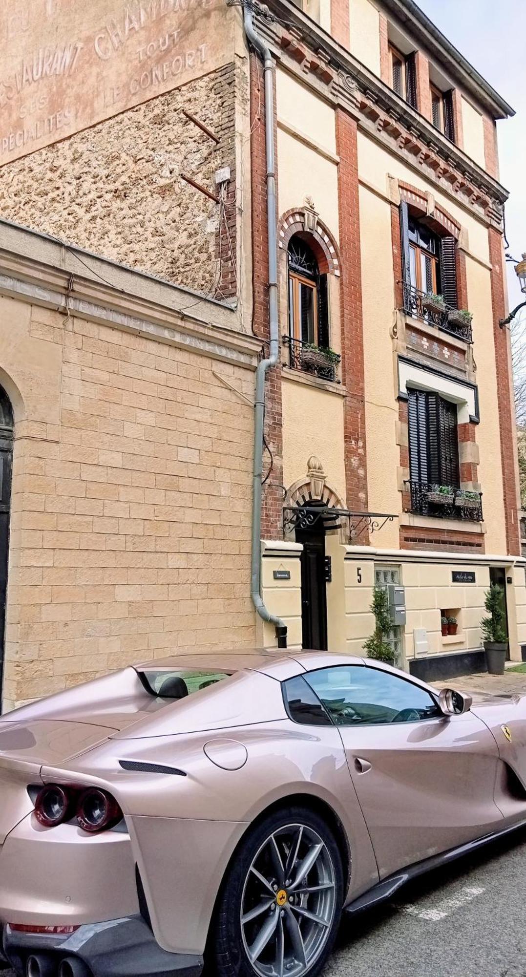 Les Loges Du Theatre Degustation Champagne Offerte Jacuzzi Sauna Jeux Velos Maison Prive 150M2 Historique 14Pers Max Emplacement Exceptionnel Et Chic, 200M De L'Avenue De Champagne, Gare, Musee, Jardins, Restaurations, Toutes Commodites Épernay Esterno foto
