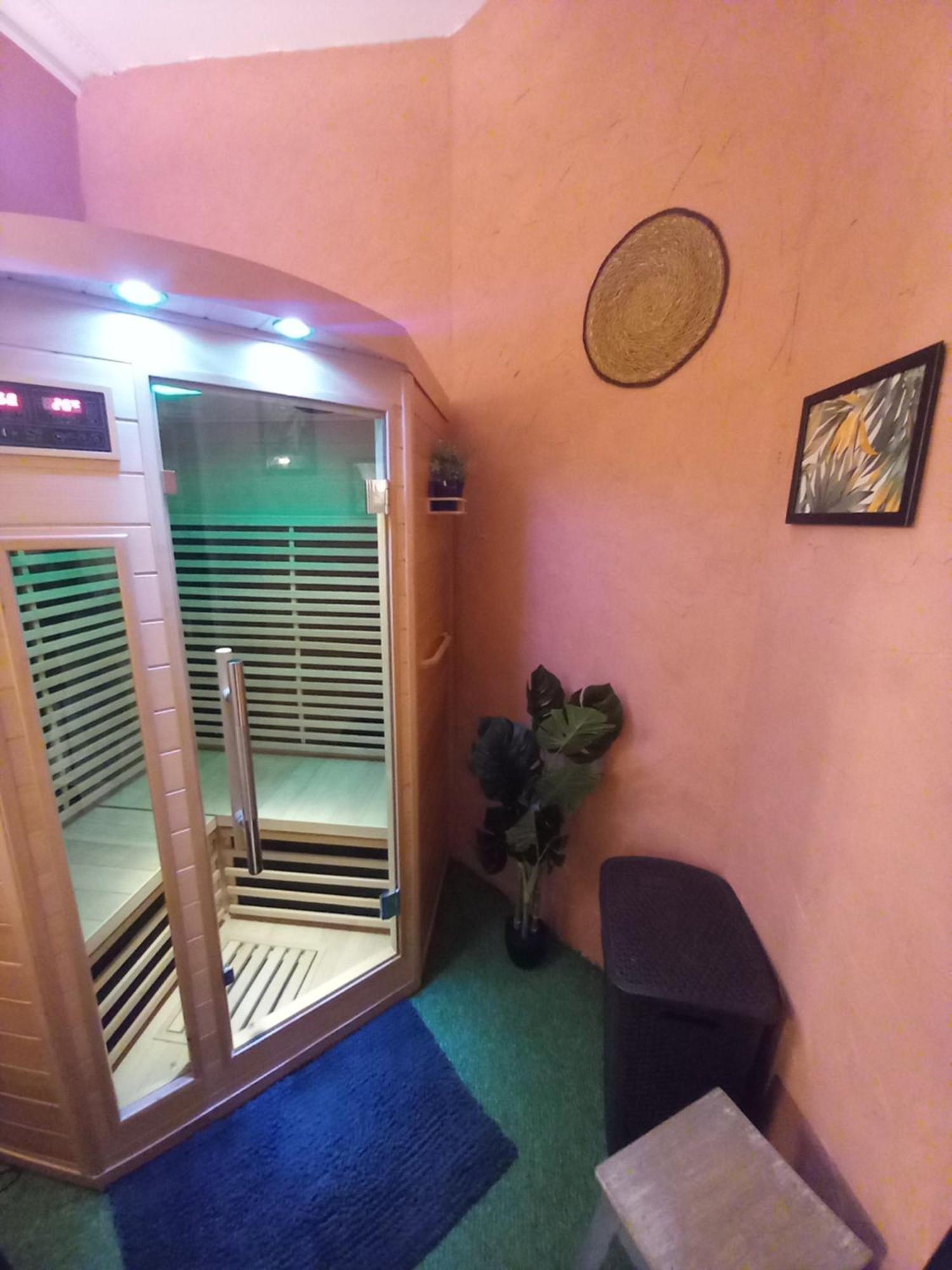 Les Loges Du Theatre Degustation Champagne Offerte Jacuzzi Sauna Jeux Velos Maison Prive 150M2 Historique 14Pers Max Emplacement Exceptionnel Et Chic, 200M De L'Avenue De Champagne, Gare, Musee, Jardins, Restaurations, Toutes Commodites Épernay Esterno foto